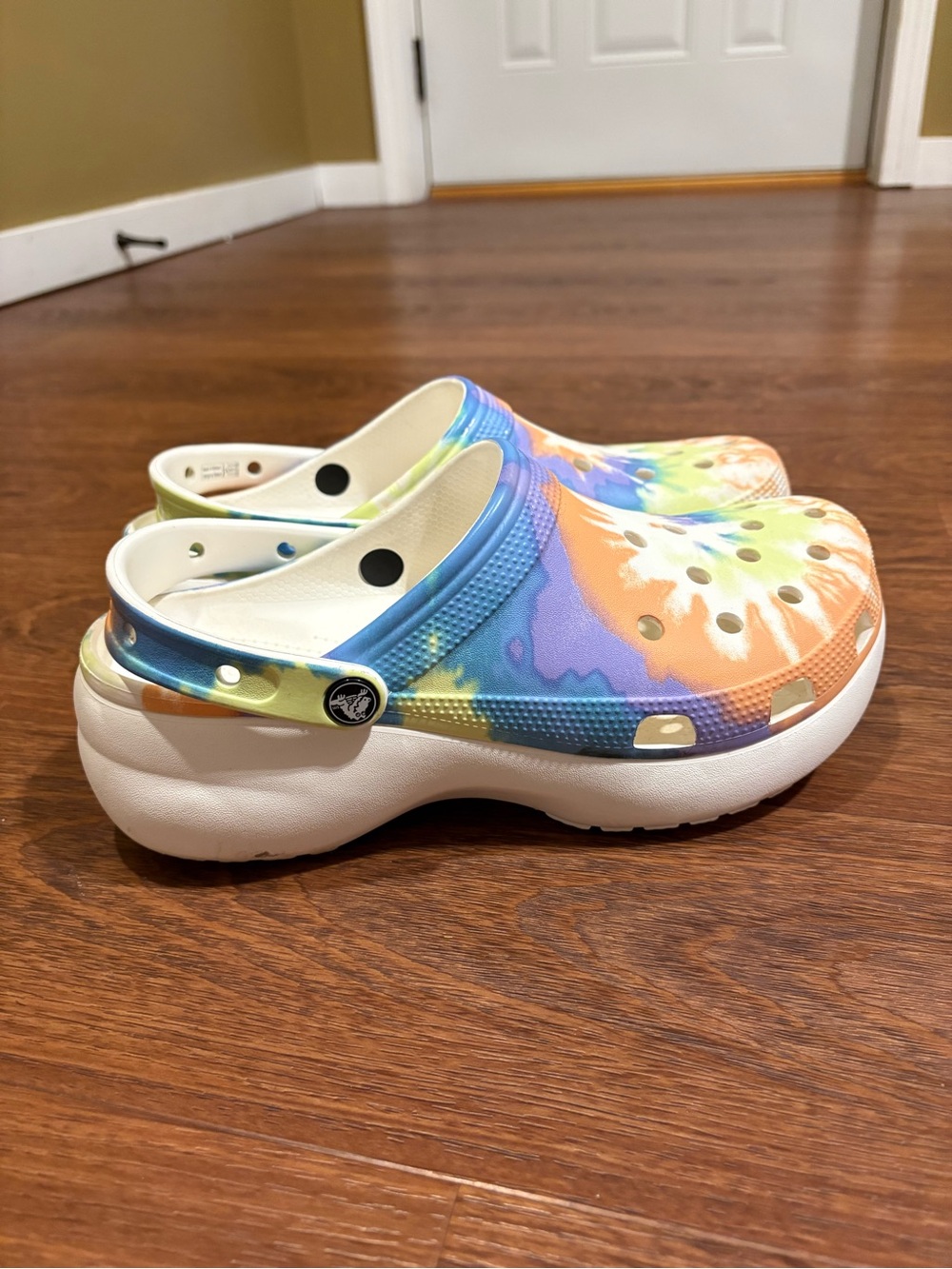 Women’s Crocs Classic Platform Tie Dye
